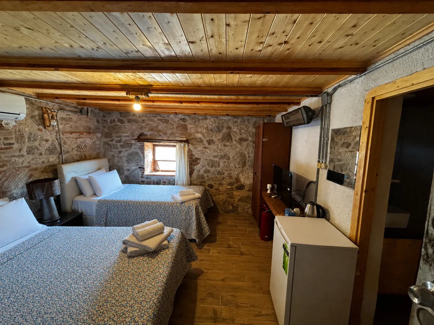 Vesta House Bademli Avlu Oda